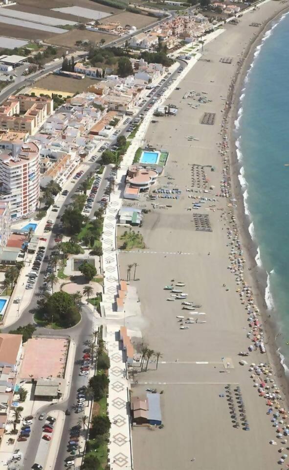 Fastastico Apto Torre Del Mar Parking Wi-Fi Exterior photo